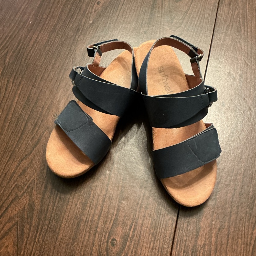 Softwalk Leather Sandals